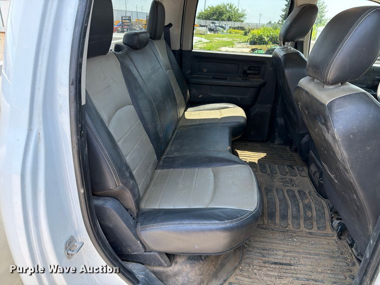image for item FT6114 2012 Dodge Ram 3500 Crew Cab utility bed pickup truck