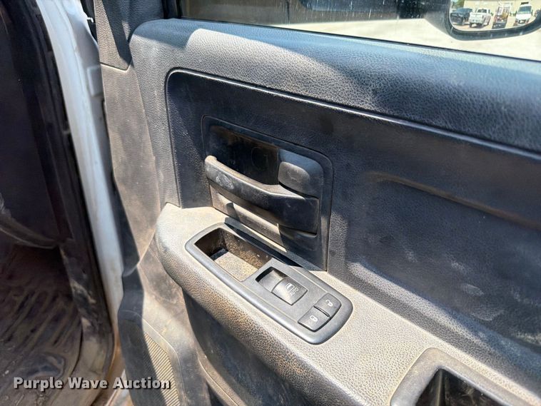 image for item FT6114 2012 Dodge Ram 3500 Crew Cab utility bed pickup truck
