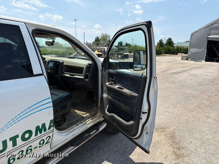 image for item FT6114 2012 Dodge Ram 3500 Crew Cab utility bed pickup truck