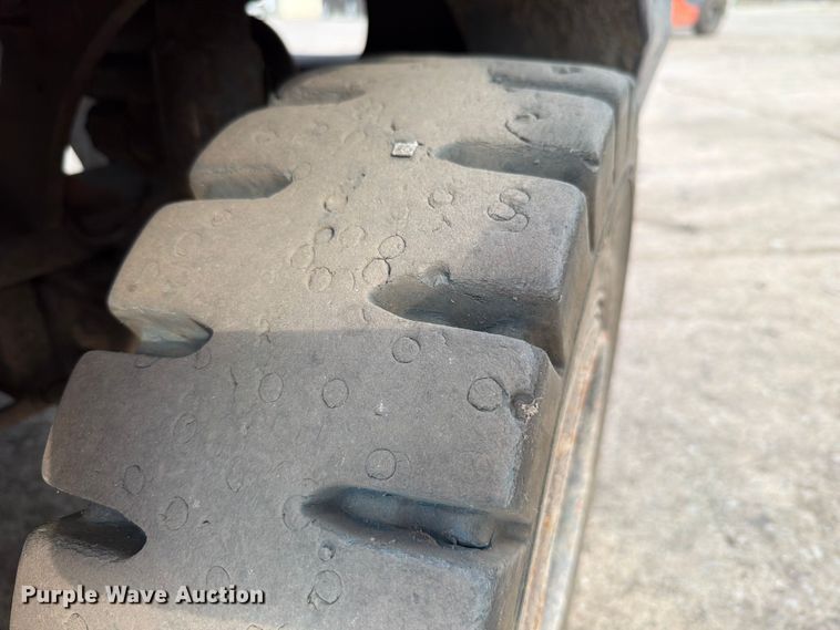 image for item FT6133 Toyota 8FGU30 forklift