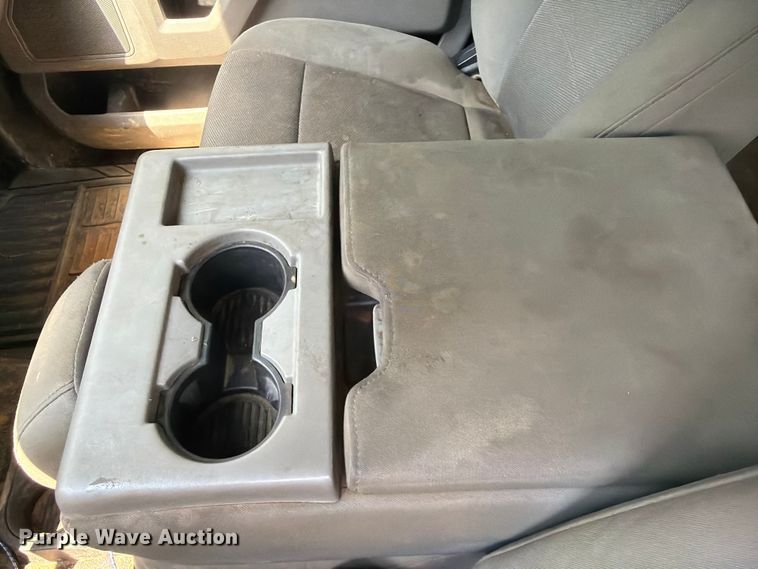 image for item FU1001 2017 Ford F250 Super Duty Crew Cab pickup truck