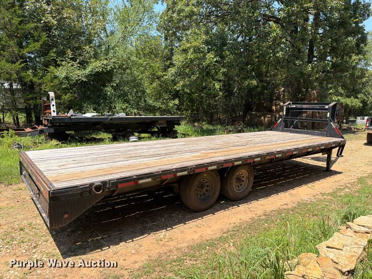 image for item FU1002 2013 Maxey equipment trailer