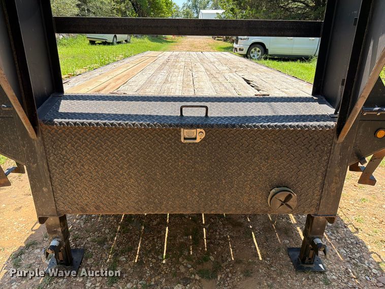 image for item FU1002 2013 Maxey equipment trailer