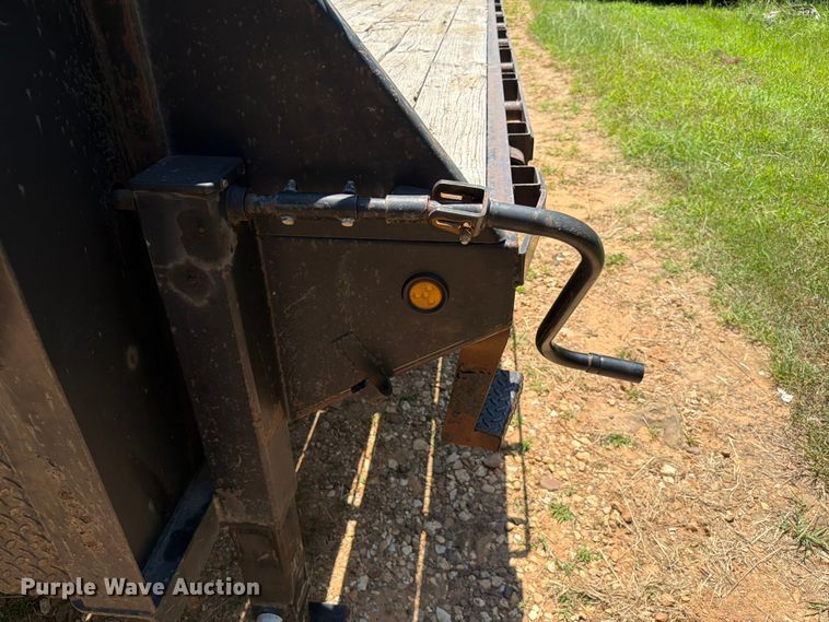 image for item FU1002 2013 Maxey equipment trailer