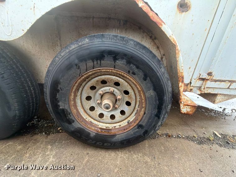 image for item FU1028 2006 W-W enclosed cargo trailer