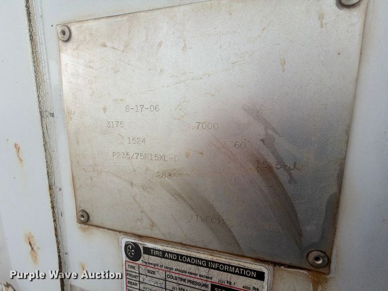 image for item FU1028 2006 W-W enclosed cargo trailer