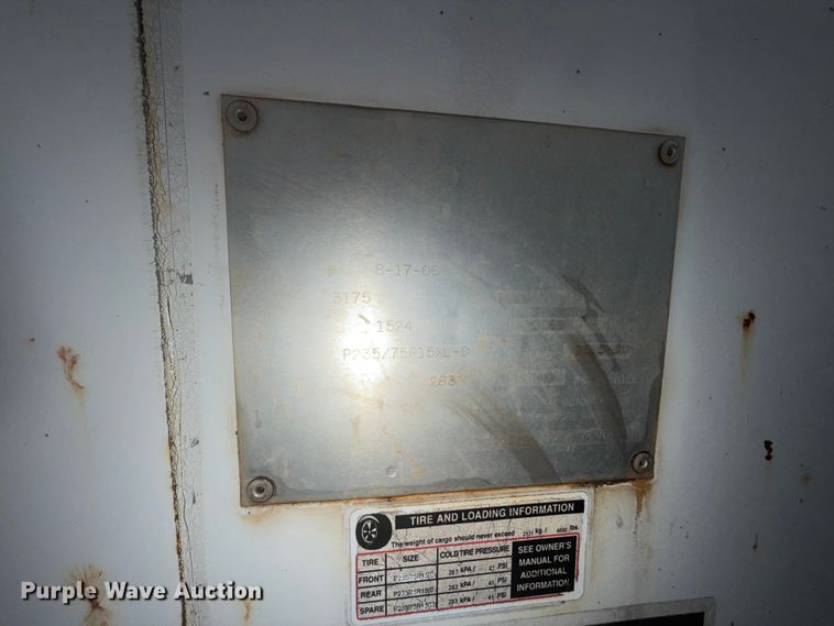 image for item FU1028 2006 W-W enclosed cargo trailer