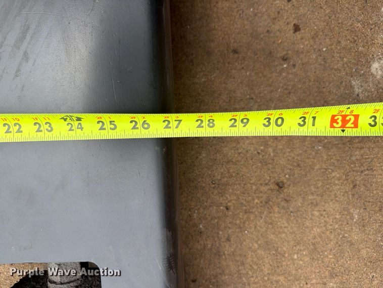 image for item FU4507 2012 Yale MPE060LFN24T2748 pallet jack