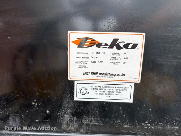 image for item FU4513 2008 Yale MPE060LFN24T2748 pallet jack