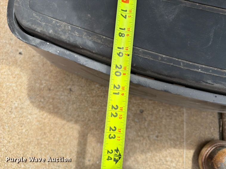 image for item FU4514 2011 Yale MPE060LFN24T2748 pallet jack