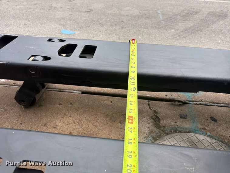 image for item FU4515 2014 Yale MPE060LFN24T2748 pallet jack
