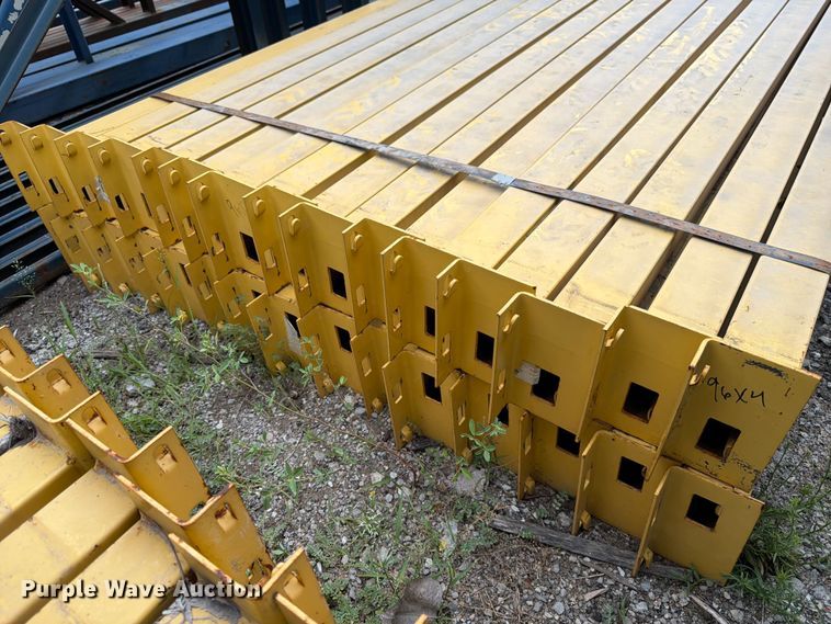image for item MQ9051 T-bolt pallet racking
