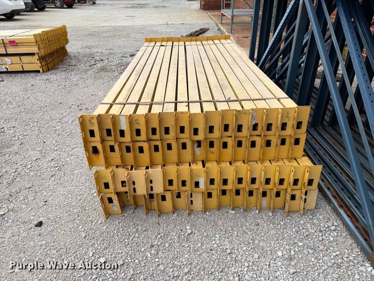 image for item MQ9060 T-bolt pallet racking