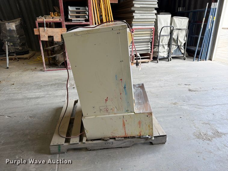 image for item MQ9063 Harbil 5000000 Paint Mixer