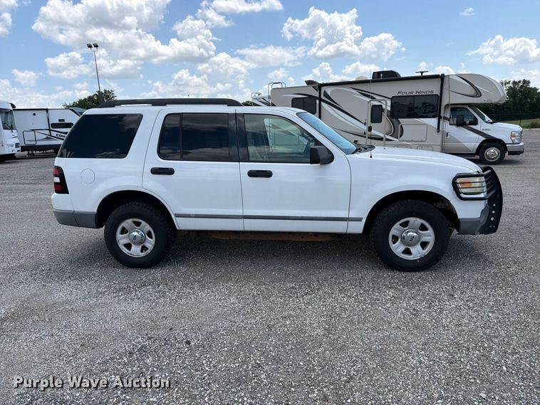 image for item MZ9732 2006 Ford Explorer SUV