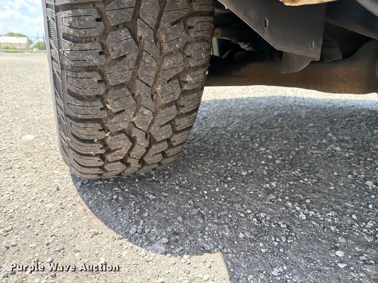 image for item MZ9732 2006 Ford Explorer SUV