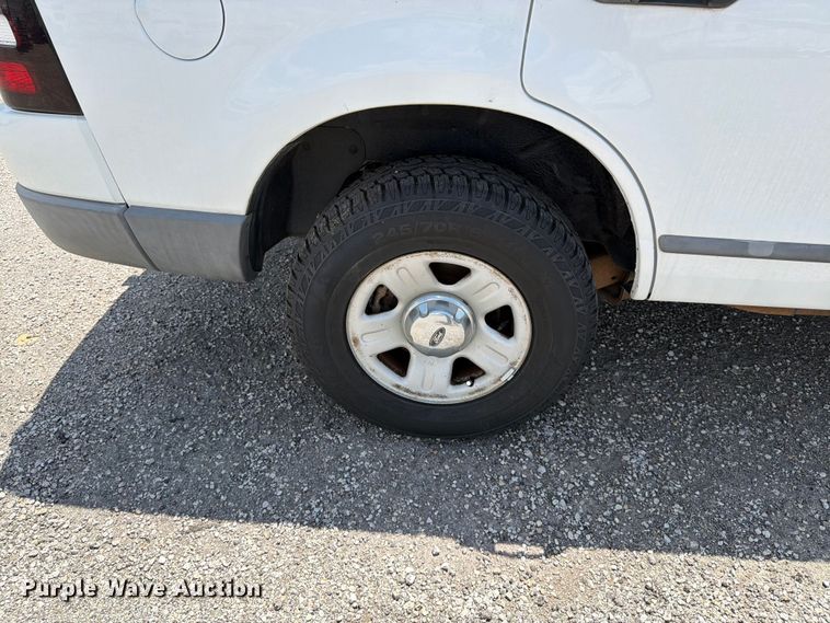 image for item MZ9732 2006 Ford Explorer SUV
