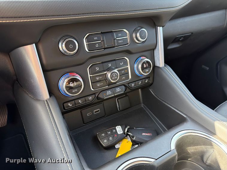 image for item MZ9745 2021 GMC Yukon SUV