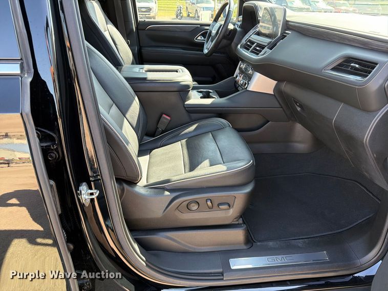 image for item MZ9745 2021 GMC Yukon SUV