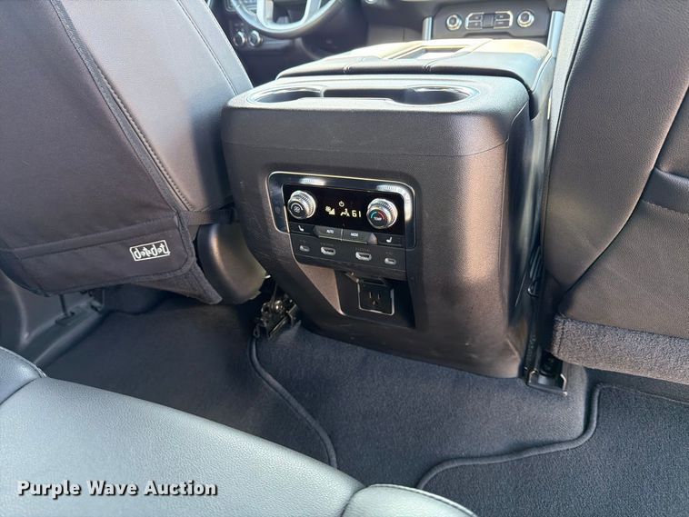 image for item MZ9745 2021 GMC Yukon SUV