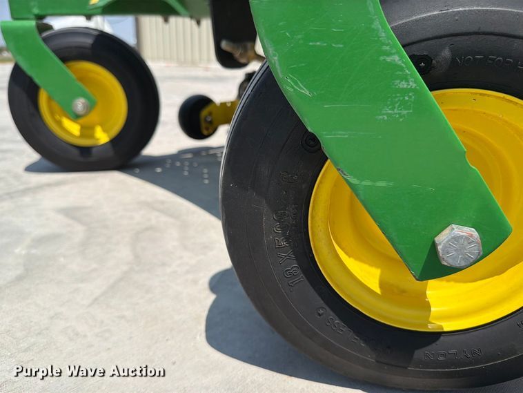 image for item MZ9755 2007 John Deere Z225A EZtrak ZTR lawn mower