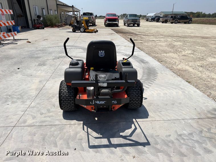 image for item MZ9756 2003 Husqvarna CZ4817 ZTR lawn mower