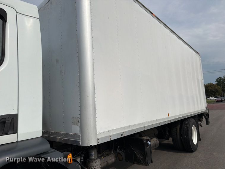 image for item MZ9765 2015 Kenworth K370 box truck