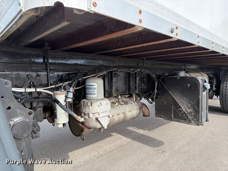 image for item MZ9765 2015 Kenworth K370 box truck