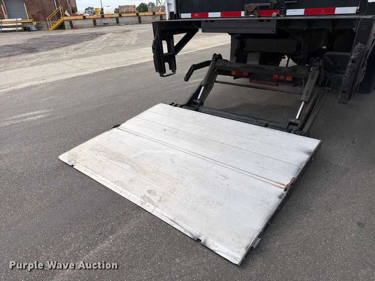 image for item MZ9765 2015 Kenworth K370 box truck