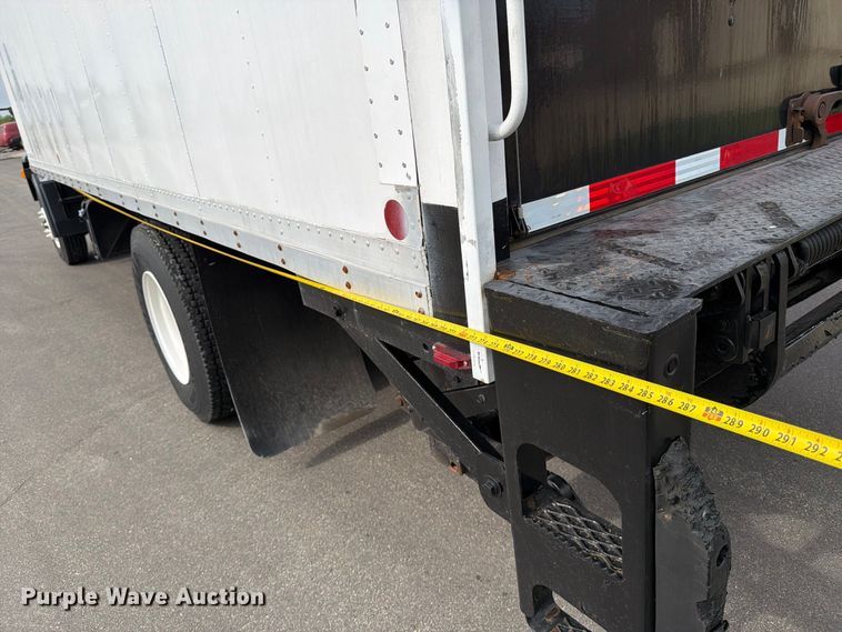 image for item MZ9765 2015 Kenworth K370 box truck