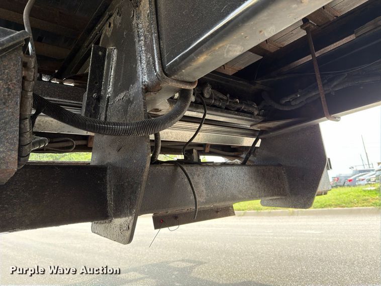 image for item MZ9765 2015 Kenworth K370 box truck