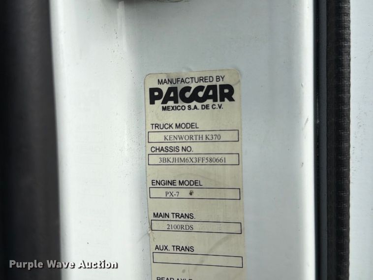 image for item MZ9765 2015 Kenworth K370 box truck