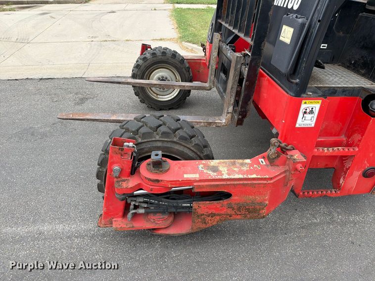 image for item MZ9767 2020 Manitou TMT 55XT-4W forklift