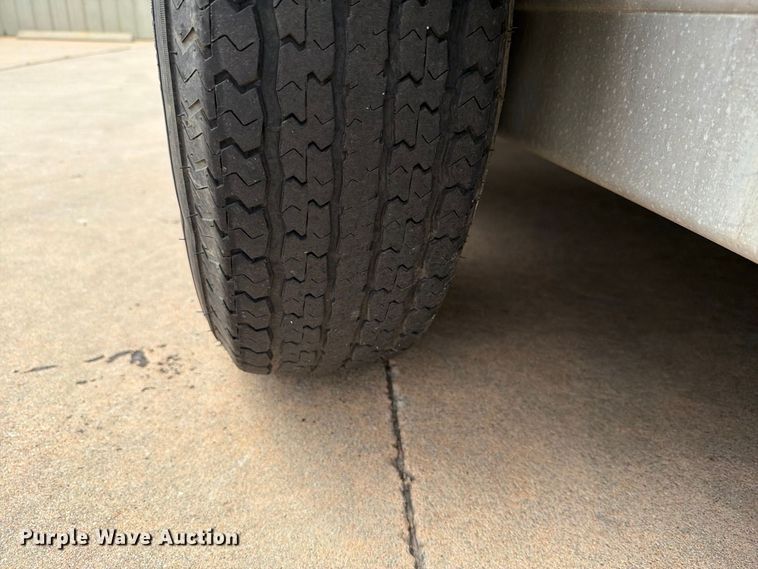 image for item MZ9771 2014 Featherlite equipment trailer