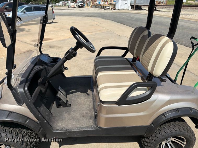 image for item MZ9777 Icon LT-A617. 2+2G golf cart