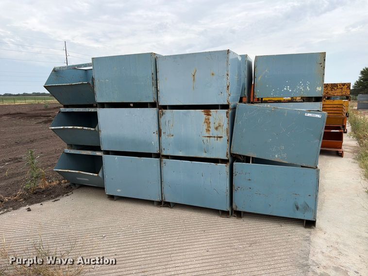 image for item MZ9782 (23) storage bins