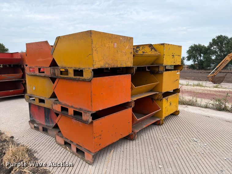 (18) storage bins