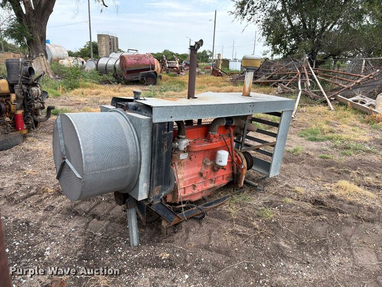 Allis-Chalmers 2800 engine