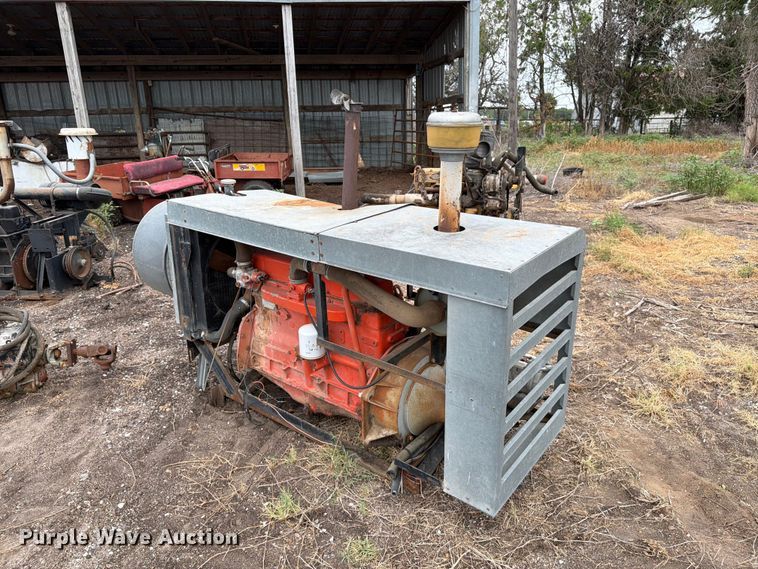 image for item MZ9802 Allis-Chalmers 2800 engine