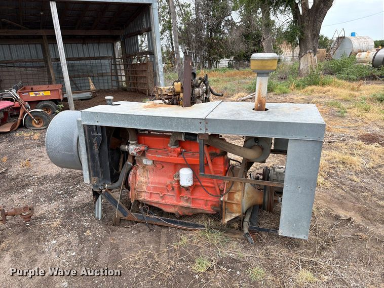 image for item MZ9802 Allis-Chalmers 2800 engine