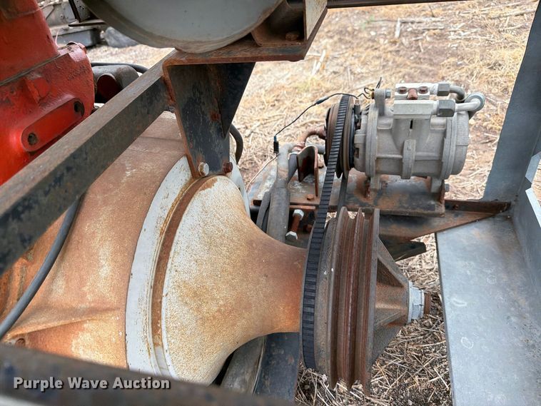 image for item MZ9802 Allis-Chalmers 2800 engine