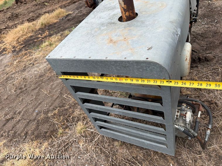image for item MZ9802 Allis-Chalmers 2800 engine
