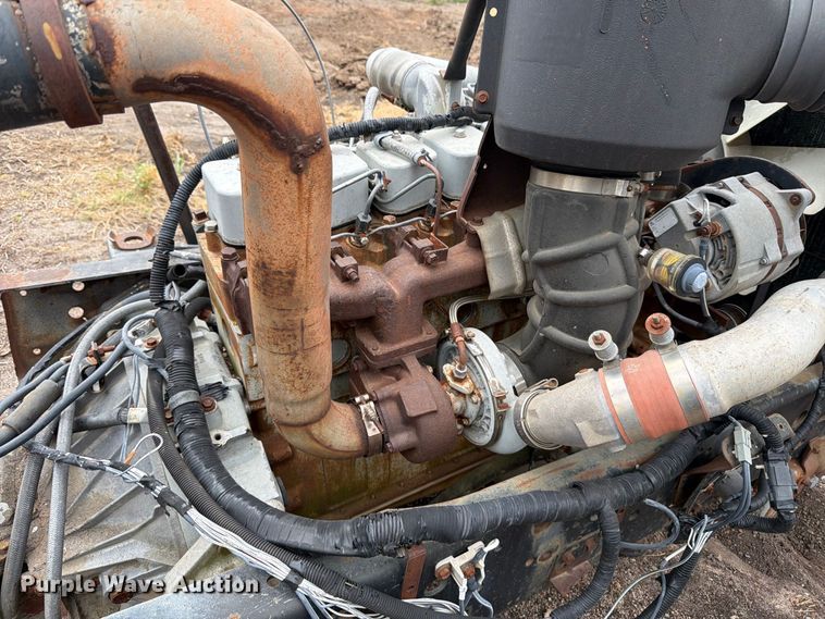 image for item MZ9803 Cummins B5.9-210 engine