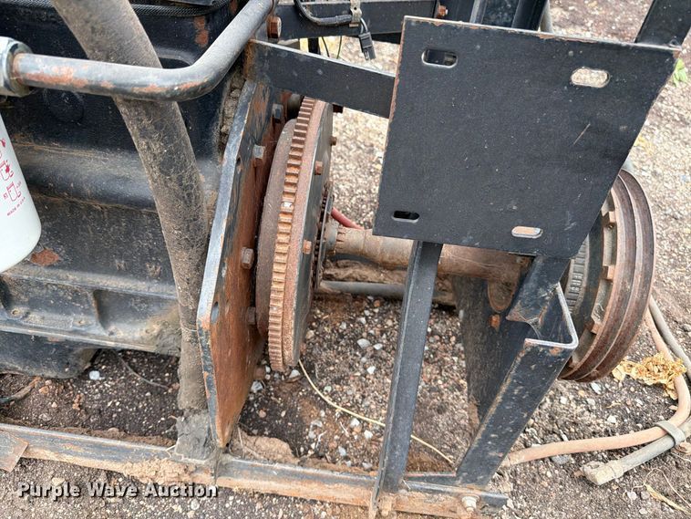 image for item MZ9804 Allis-Chalmers 649T engine