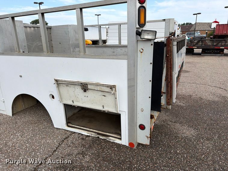 image for item MZ9808 2000 IMT Predator utility bed
