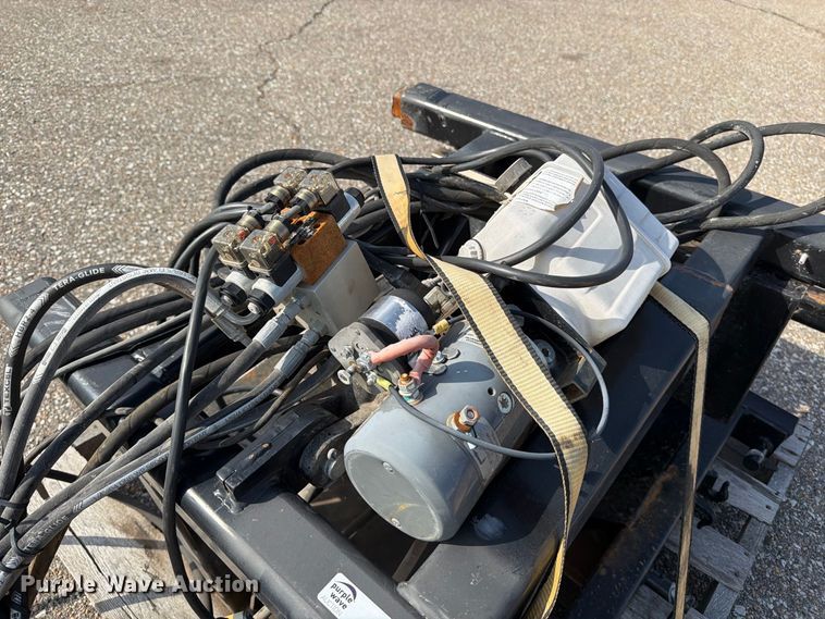 image for item MZ9811 Lift and Tow underlift 