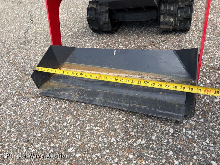 image for item MZ9815 2025 AGT QHT500FL compact utility loader