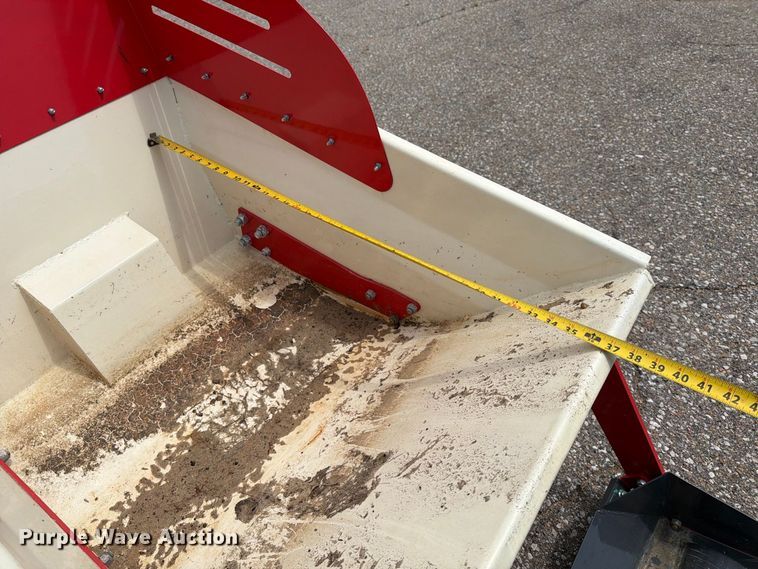 image for item MZ9815 2025 AGT QHT500FL compact utility loader