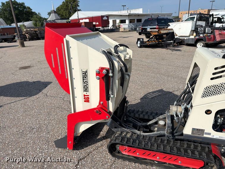 image for item MZ9815 2025 AGT QHT500FL compact utility loader
