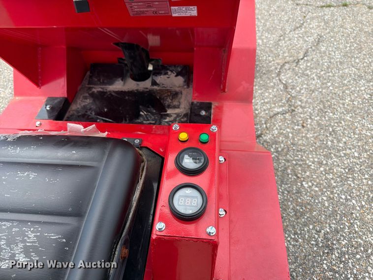 image for item MZ9816 2025 AGT SDA-140T compact utility loader